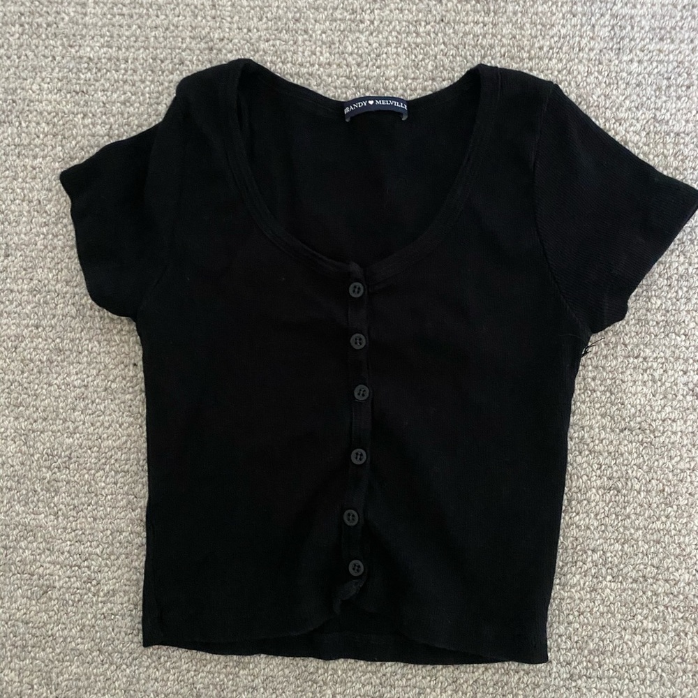 black zelly top from brandy melville